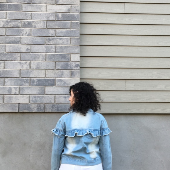 Size Medium brand new jean jacket - Picture 3 of 4